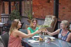Era 67 Restaurant & Lounge in Orillia, Ontario