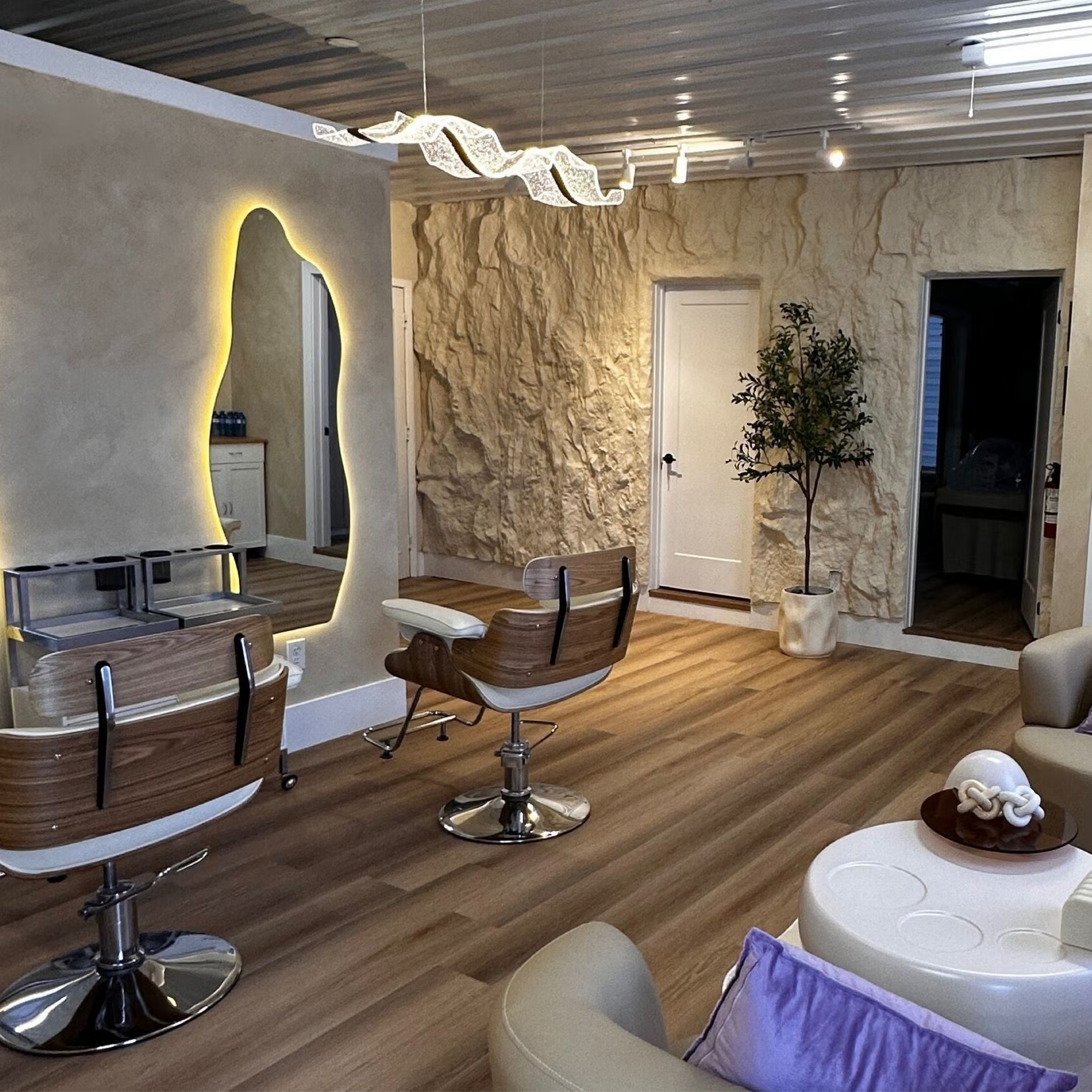 Ottavio’s Hair Design in Orillia, Ontario